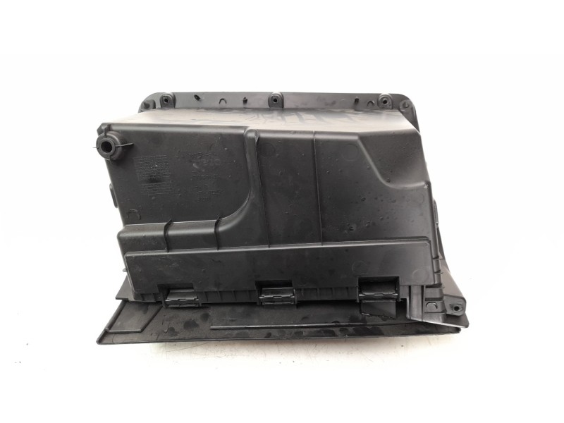 Recambio de guantera para iveco daily furgón 2.3 diesel referencia OEM IAM 5801544516  