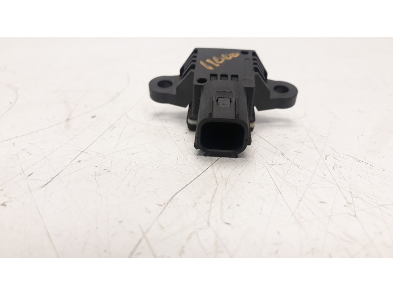 Recambio de sensor para jaguar xf 3.0 v6 diesel cat referencia OEM IAM BJ3214C676AA  