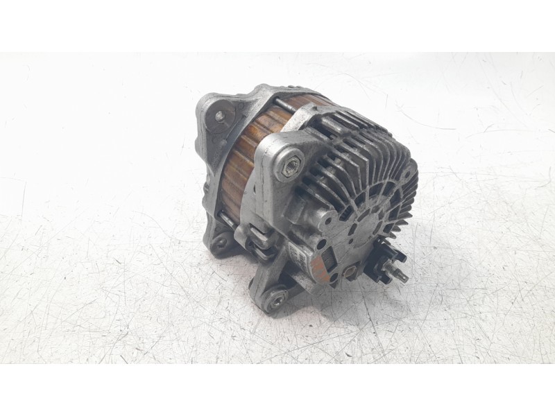 Recambio de alternador para renault laguna iii dynamique referencia OEM IAM 231004470R ALF360153 