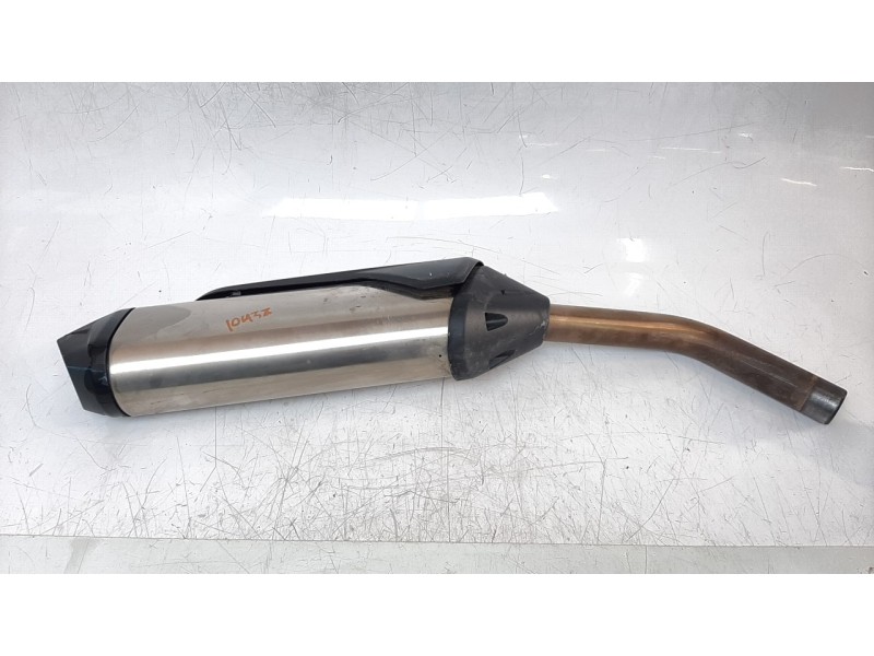 Recambio de tubo escape trasero para triumph tiger 800 tiger 800 xca referencia OEM IAM T2205421  