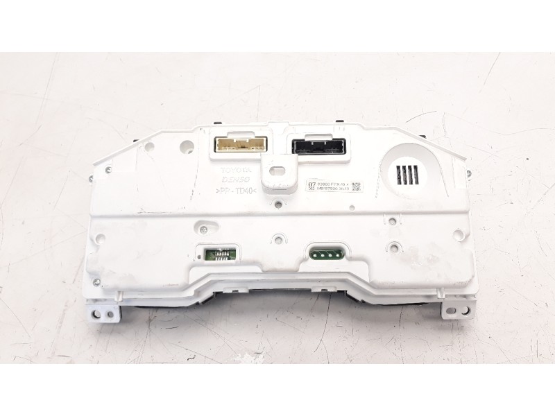 Recambio de cuadro instrumentos para toyota corolla (e21) referencia OEM IAM 83800F2X70 MB1575903573 