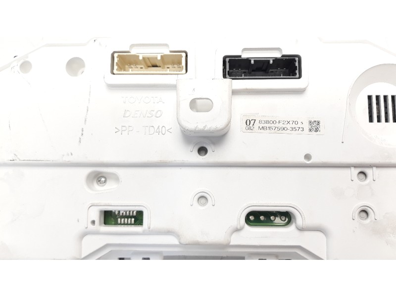Recambio de cuadro instrumentos para toyota corolla (e21) referencia OEM IAM 83800F2X70 MB1575903573 
