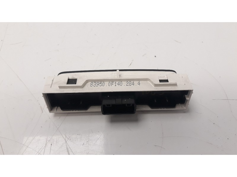 Recambio de pantalla multifuncion para toyota verso 1.6 16v cat referencia OEM IAM 839500F140  