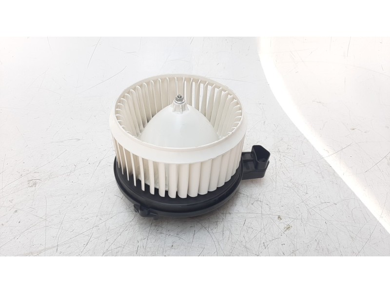 Recambio de ventilador calefaccion para honda civic lim.5 (fk) 1.0 vtec cat referencia OEM IAM TBA0A100  