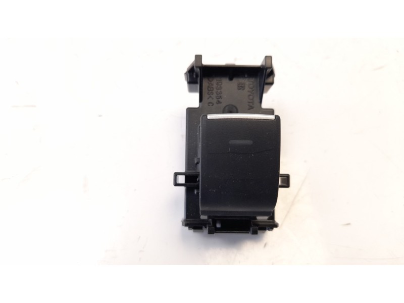 Recambio de mando elevalunas trasero izquierdo para toyota corolla (e21) referencia OEM IAM 8481002240  