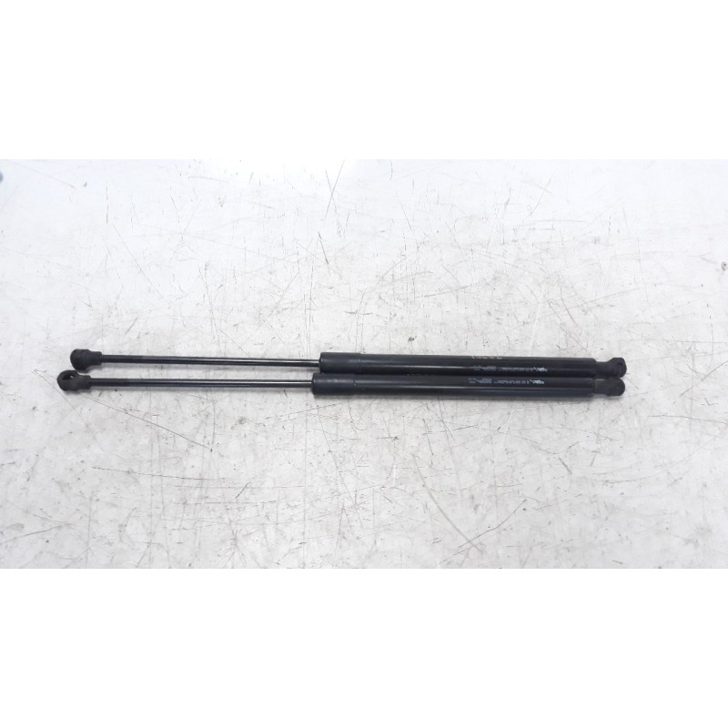 Recambio de amortiguadores maletero / porton para peugeot 308 1.2 12v e-thp referencia OEM IAM 9807899380  