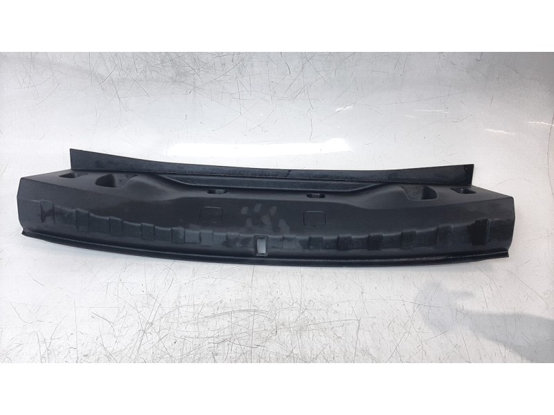 Recambio de moldura para bmw serie 3 berlina (g20) 2.0 16v turbodiesel referencia OEM IAM 51477438297  