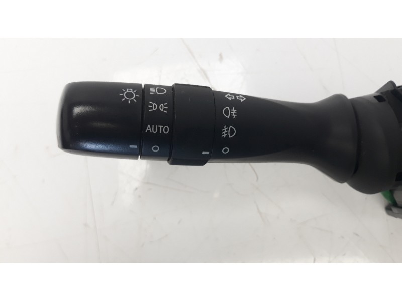 Recambio de mando intermitentes para toyota verso 1.6 16v cat referencia OEM IAM 8414005190  