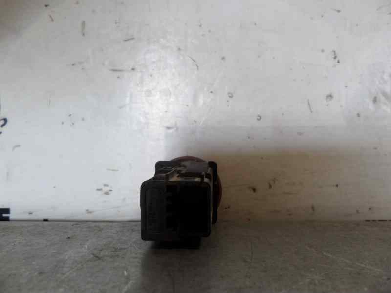 Recambio de warning para citroen berlingo 1.4 sx plus familiar referencia OEM IAM 9644845777  
