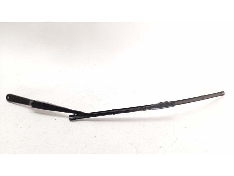 Recambio de brazo limpia delantero izquierdo para iveco daily furgón 2.3 diesel referencia OEM IAM 5801645537  