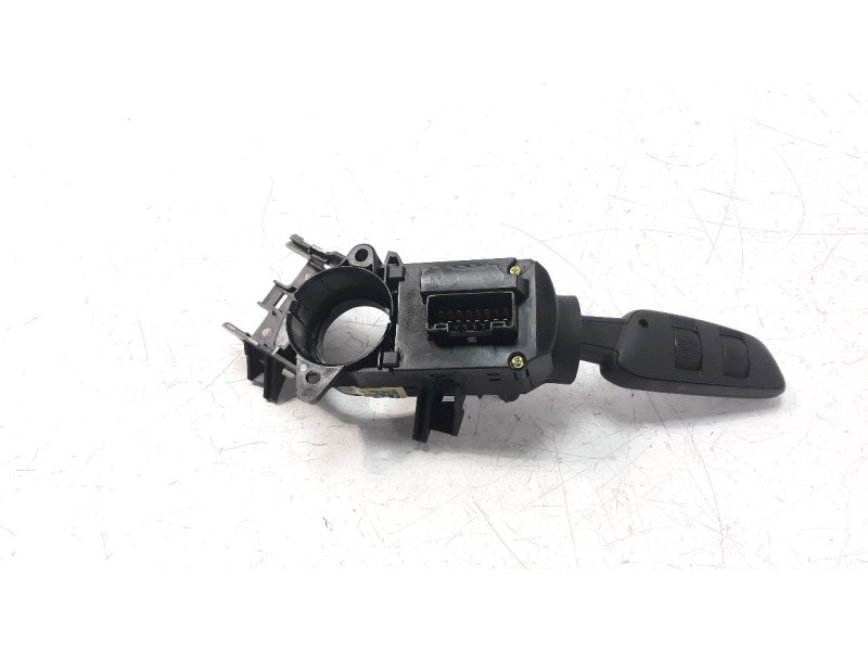 Recambio de mando intermitentes para ssangyong tivoli 1.6 turbodiesel cat referencia OEM IAM 8591036170  
