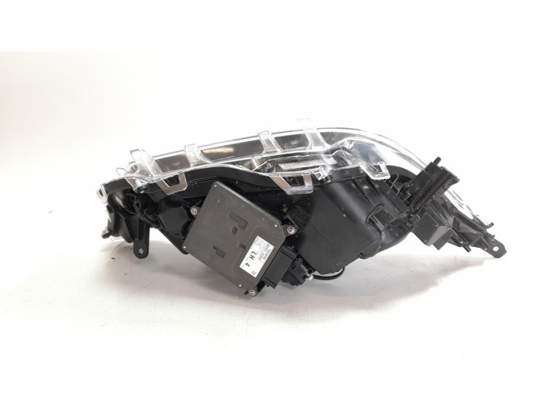 Recambio de faro izquierdo para toyota rav4 hybrid 4x2 advance referencia OEM IAM 8118542A33  