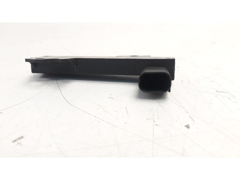 Recambio de antena para jaguar xf 3.0 v6 diesel cat referencia OEM IAM 6G9115K603KB  