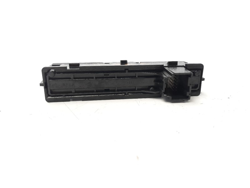 Recambio de warning para opel insignia berlina 2.0 16v cdti referencia OEM IAM 13324594  