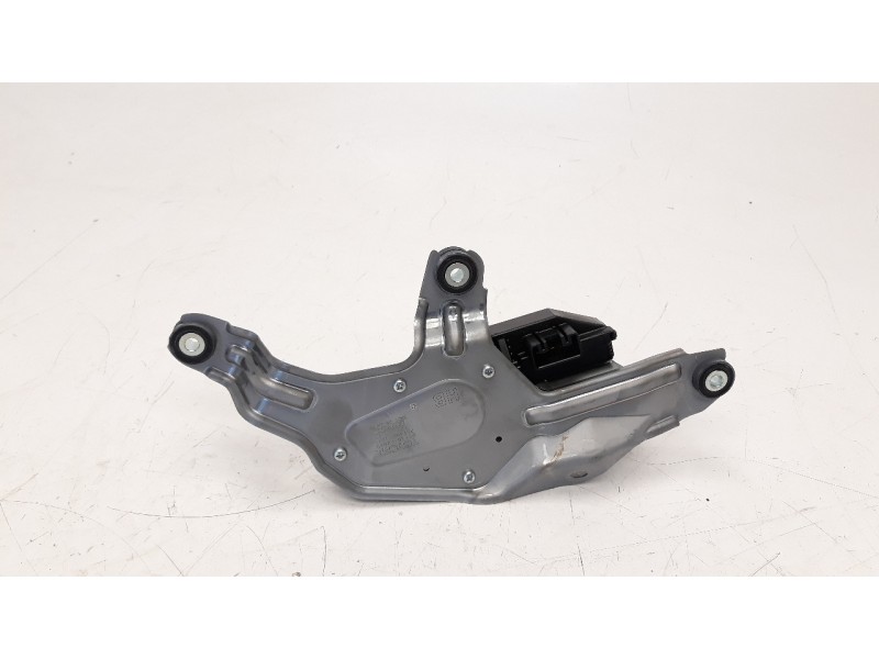 Recambio de motor limpia trasero para toyota corolla (e21) referencia OEM IAM 8513002060  