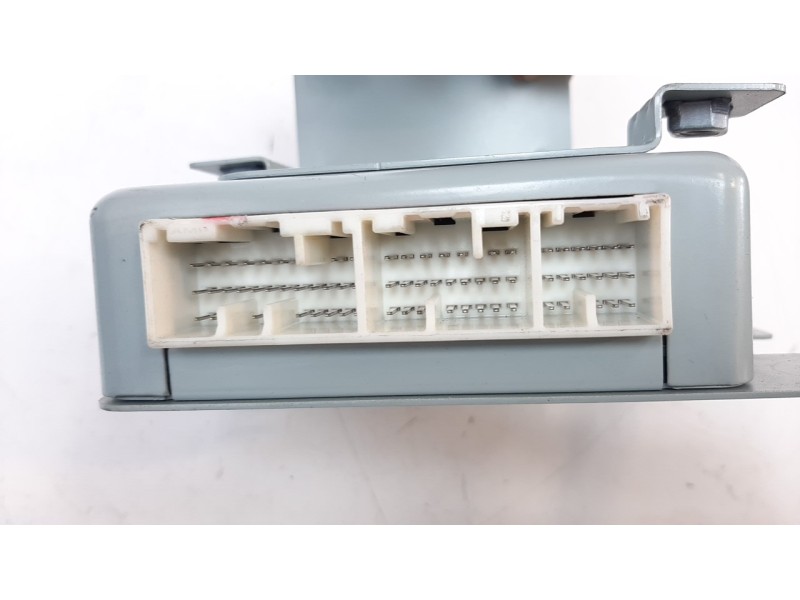 Recambio de modulo electronico para ssangyong rexton w 2.0 td cat referencia OEM IAM 8712008B23  