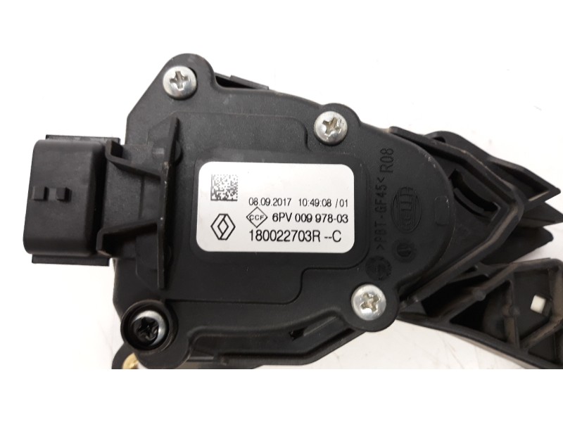 Recambio de potenciometro pedal para dacia sandero 0.9 tce cat referencia OEM IAM 180022703R  