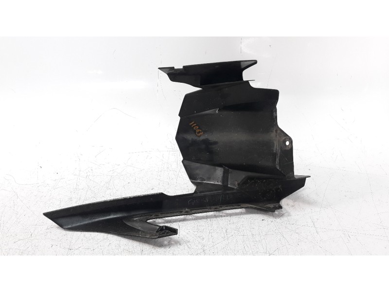 Recambio de moldura para kawasaki z 900 z 900 referencia OEM IAM 350230421  
