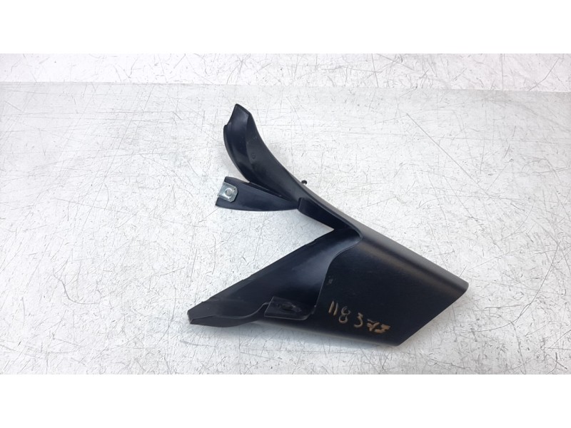 Recambio de moldura para bmw r 1200 r r 1200 r referencia OEM IAM 46638534269  