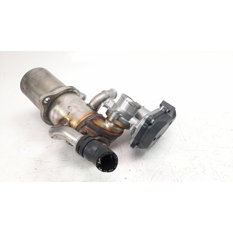 Recambio de enfriador egr para audi q5 (fyb) 2.0 16v tdi referencia OEM IAM 04L131501B  EGRAU026