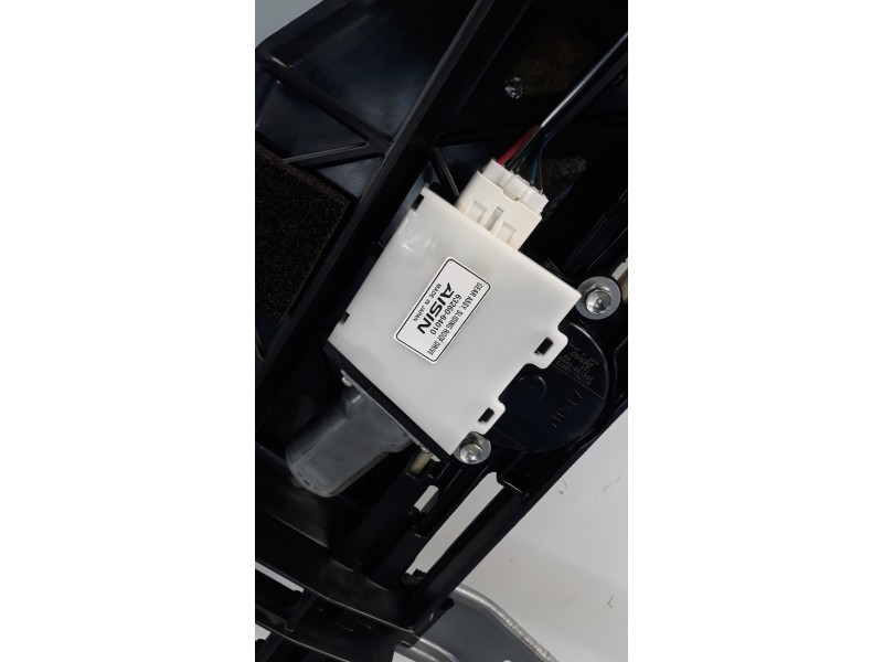 Recambio de techo electrico para toyota verso 1.6 16v cat referencia OEM IAM 6326064010  