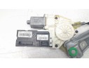 ELEVALUNAS DELANTERO DERECHO 807000002R 807000002R 106198417