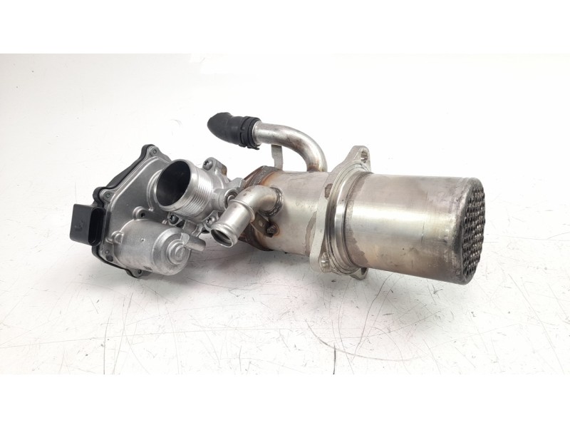 Recambio de enfriador egr para audi q5 (fyb) 2.0 16v tdi referencia OEM IAM 04L131501B  EGRAU026