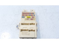 CAJA RELES / FUSIBLES 8215035043 