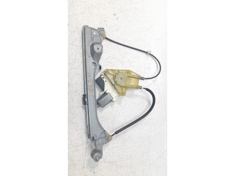 Recambio de elevalunas trasero derecho para renault laguna iii dynamique referencia OEM IAM 827000001R 106198415 