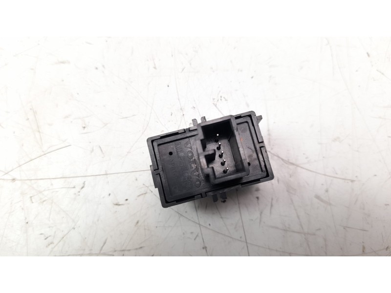 Recambio de interruptor para volvo v60 kombi 2.0 diesel cat referencia OEM IAM 31343107  