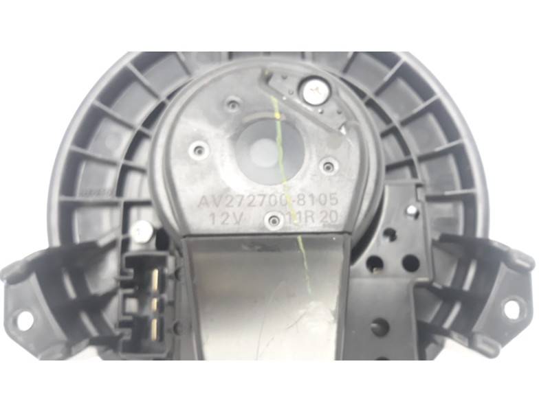 Recambio de ventilador calefaccion para toyota verso 1.6 16v cat referencia OEM IAM AV2727008105  
