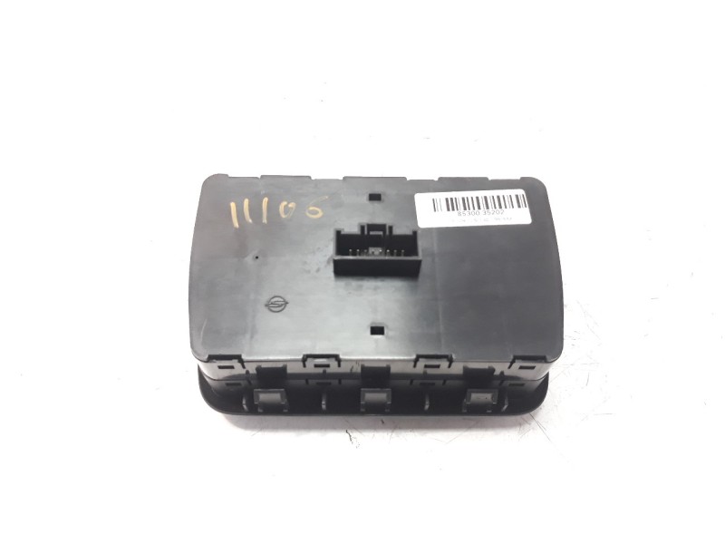 Recambio de interruptor para ssangyong tivoli 1.6 turbodiesel cat referencia OEM IAM 8530035202  