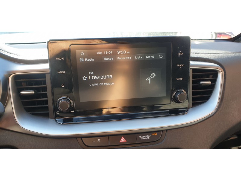 Recambio de aireador central para kia ceed concept referencia OEM IAM 97420J7000SA1  