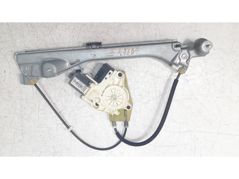 Recambio de elevalunas trasero izquierdo para renault laguna iii dynamique referencia OEM IAM 827010001R 106198416 