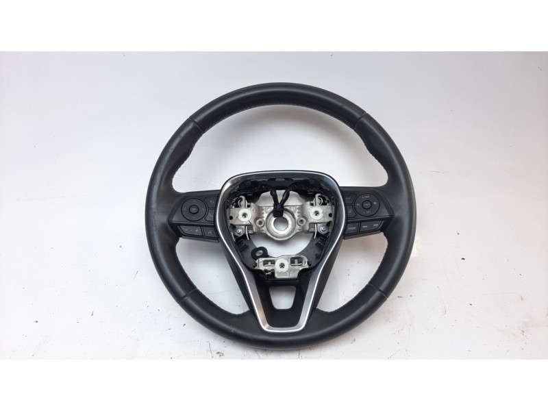 Recambio de volante para toyota corolla (e21) referencia OEM IAM 451000Z220  