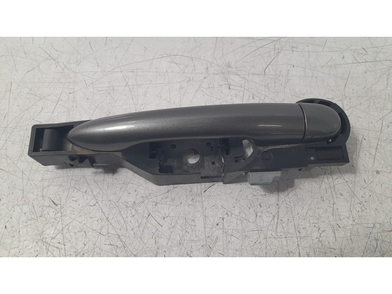 Recambio de maneta exterior trasera izquierda para renault laguna iii dynamique referencia OEM IAM 826060006R  