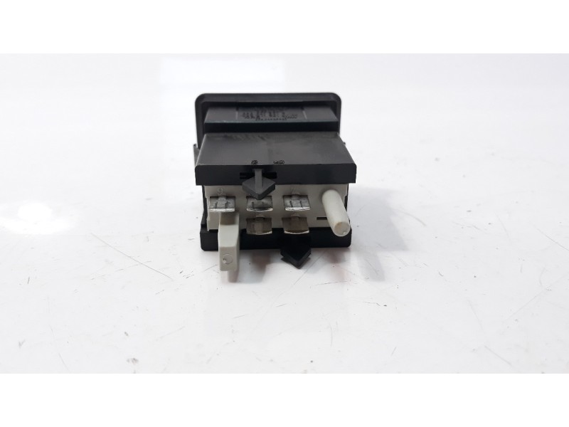 Recambio de interruptor para audi a4 avant (b5) 1.9 tdi referencia OEM IAM 8D0941301C  