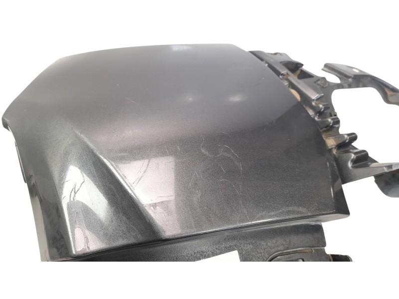 Recambio de molduras traseras para jeep renegade limited 4x4 referencia OEM IAM 735585021  