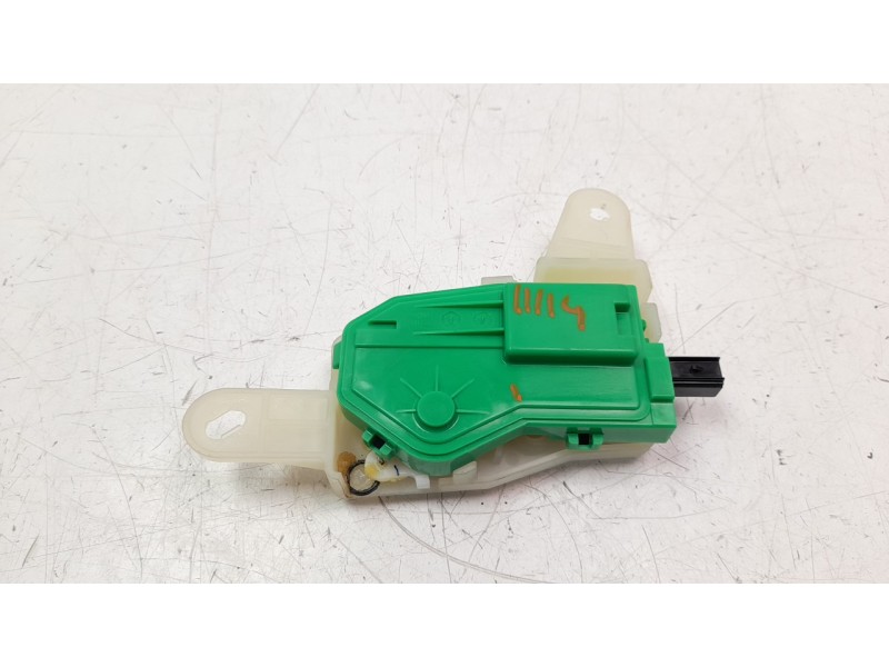 Recambio de tapa exterior combustible para kia ceed 1.4 tgdi cat referencia OEM IAM 81550G3000  