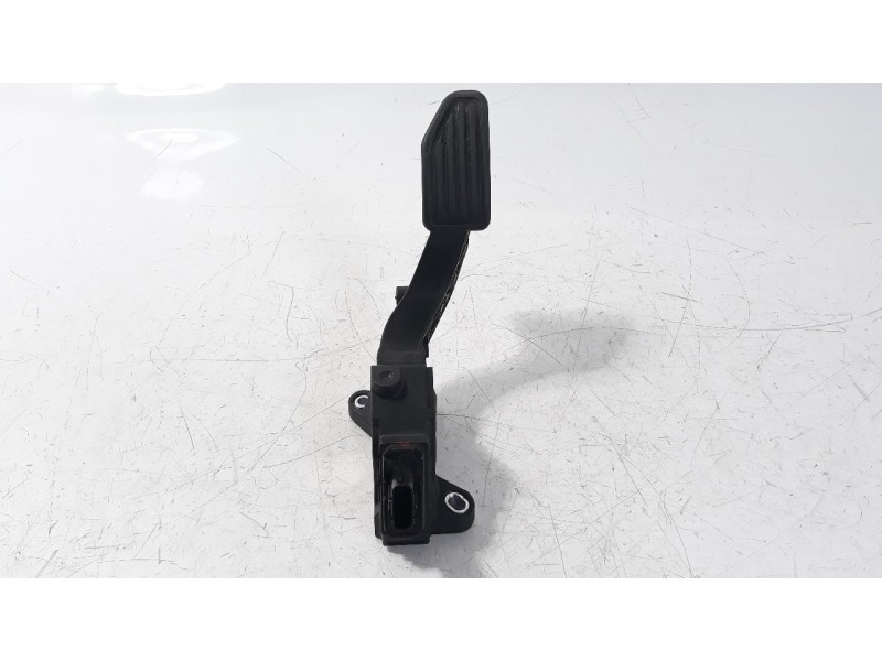 Recambio de potenciometro pedal para toyota yaris referencia OEM IAM 781100D110  