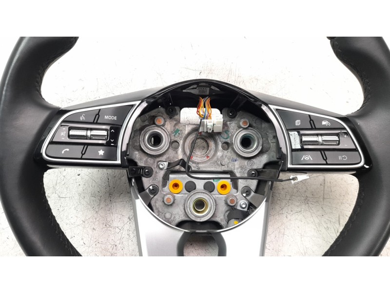 Recambio de volante para kia ceed concept referencia OEM IAM 56100J7HX0CEP  