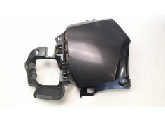 Recambio de molduras traseras para jeep renegade limited 4x4 referencia OEM IAM 735585022  