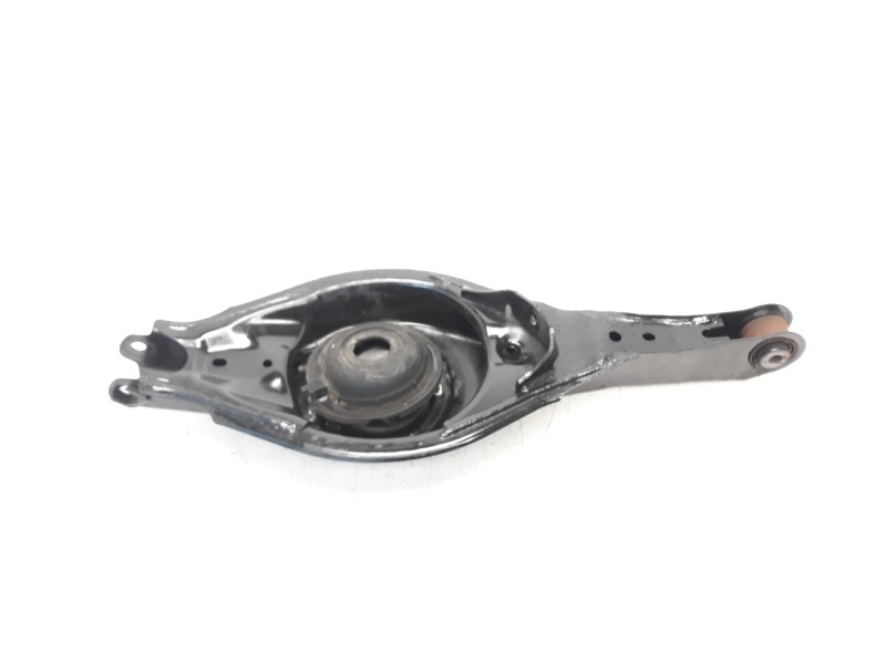 Recambio de brazo suspension inferior trasero derecho para mazda 3 lim. () 2.2 turbodiesel cat referencia OEM IAM B45A28300  