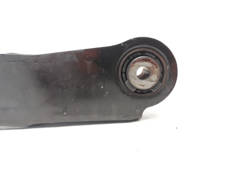 Recambio de brazo suspension inferior trasero derecho para mazda 3 lim. () 2.2 turbodiesel cat referencia OEM IAM B45A28300  