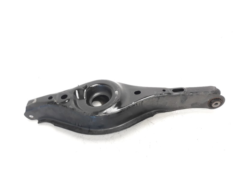 Recambio de brazo suspension inferior trasero derecho para mazda 3 lim. () 2.2 turbodiesel cat referencia OEM IAM B45A28300  