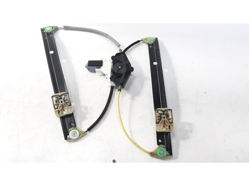 Recambio de elevalunas delantero derecho para audi a4 ber. (b8) 2.0 16v tdi referencia OEM IAM 8K0837462E  