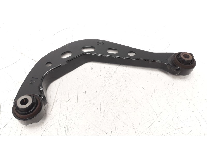 Recambio de brazo suspension superior trasero izquierdo para mazda 3 lim. () 2.2 turbodiesel cat referencia OEM IAM B45C28C10  