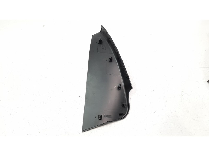 Recambio de moldura para iveco daily furgón 2.3 diesel referencia OEM IAM 5801544550  