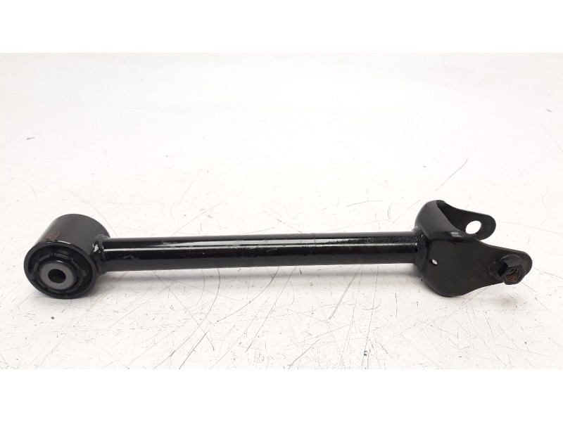 Recambio de tirante trasero derecho para mazda 3 lim. () 2.2 turbodiesel cat referencia OEM IAM B45A28500  