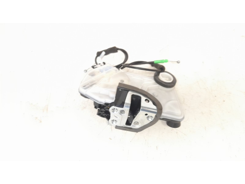 Recambio de cerradura puerta delantera derecha para toyota rav4 referencia OEM IAM 6903062010  